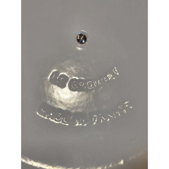 Le Creuset 12" diameter #30 LID ONLY Off White EUC Black Knob Made In France - Picture 6 of 8